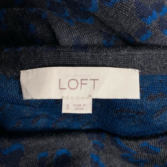 Loft Gray Leopard Print Sweater Dress size Small - Picture 6 of 9